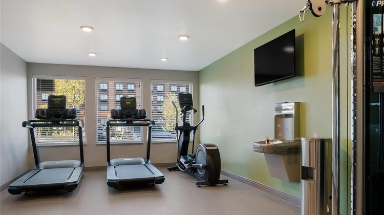 WoodSpring Stes Detroit Sterling Heights Health