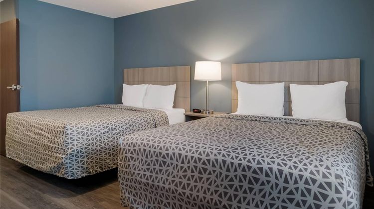 WoodSpring Stes Detroit Sterling Heights Room