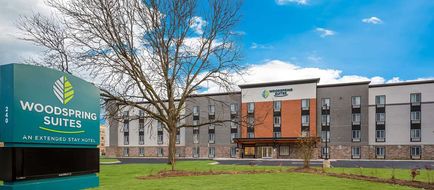 WoodSpring Suites Dearborn-Detroit Exterior