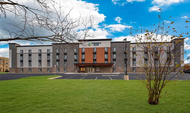 WoodSpring Suites Dearborn-Detroit Exterior