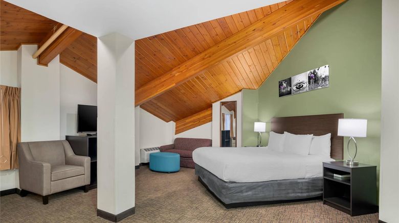 <b>Sleep Inn & Suites - Oxford - University Suite</b>. Images powered by <a href="https://iceportal.shijigroup.com/" title="IcePortal" target="_blank">IcePortal</a>.