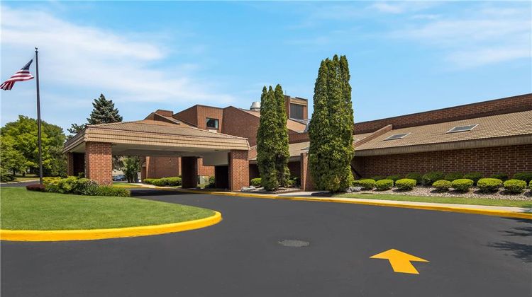 The Inn on Maritime Bay, Ascend Hotel Exterior