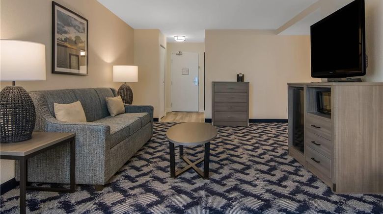 <b>The Inn on Maritime Bay, Ascend Hotel Suite</b>. Images powered by <a href="https://iceportal.shijigroup.com/" title="IcePortal" target="_blank">IcePortal</a>.