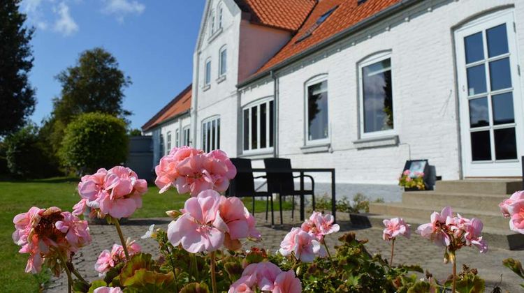 Aalbaek Badehotel Exterior