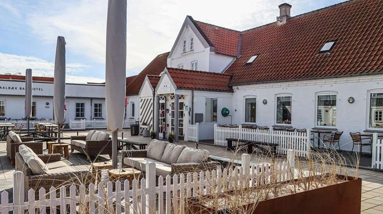 Aalbaek Badehotel Exterior