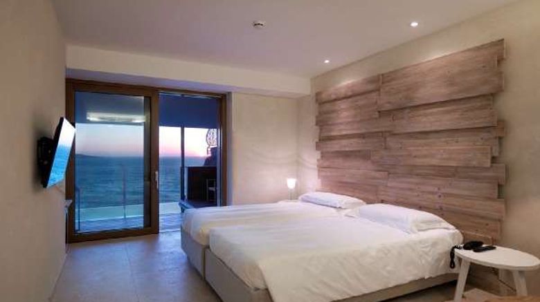 <b>Laqua by the Sea Room</b>. Images powered by <a href="https://iceportal.shijigroup.com/" title="IcePortal" target="_blank">IcePortal</a>.