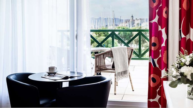 <b>Relais Thalasso Hendaye Room</b>. Images powered by <a href="https://iceportal.shijigroup.com/" title="IcePortal" target="_blank">IcePortal</a>.