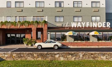 Wayfinder Hotel
