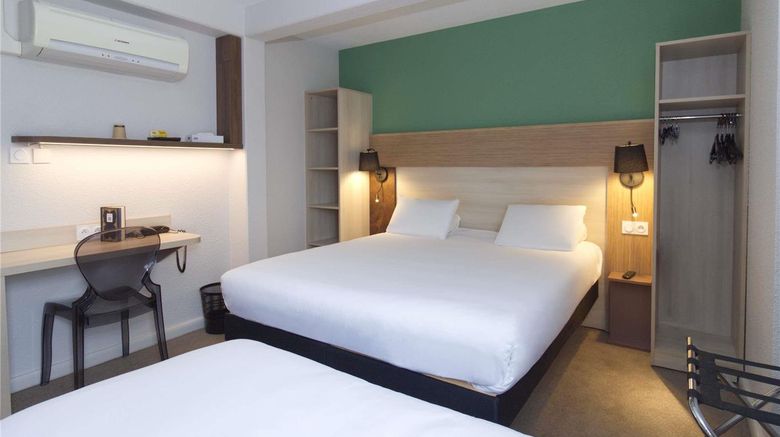 <b>Greet Hotel Dijon Sud Longvic Room</b>. Images powered by <a href="https://iceportal.shijigroup.com/" title="IcePortal" target="_blank">IcePortal</a>.