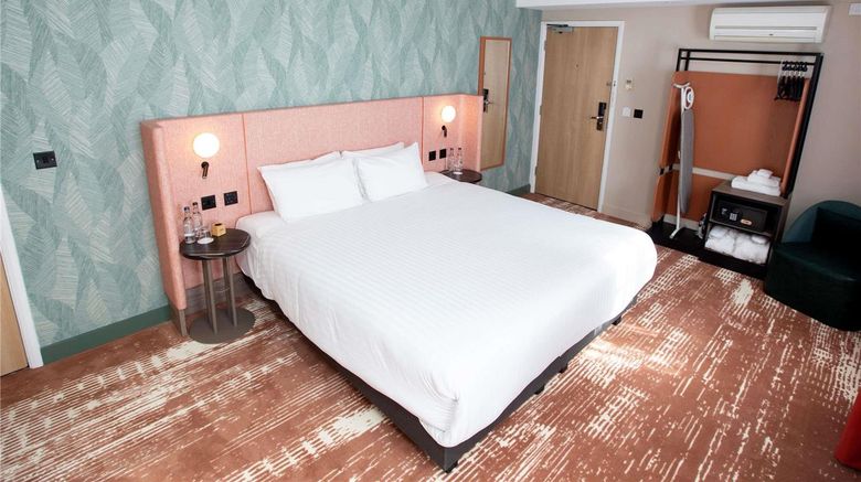 <b>Mercure Thurrock Stifford Hall Room</b>. Images powered by <a href="https://iceportal.shijigroup.com/" title="IcePortal" target="_blank">IcePortal</a>.