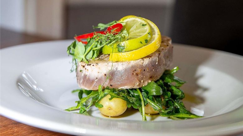 <b>Mercure Thurrock Stifford Hall Restaurant</b>. Images powered by <a href="https://iceportal.shijigroup.com/" title="IcePortal" target="_blank">IcePortal</a>.