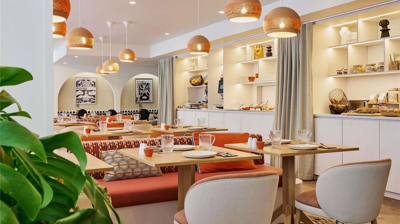 <b>Mercure St Raphael Centre Plage Exterior</b>. Images powered by <a href="https://iceportal.shijigroup.com/" title="IcePortal" target="_blank">IcePortal</a>.