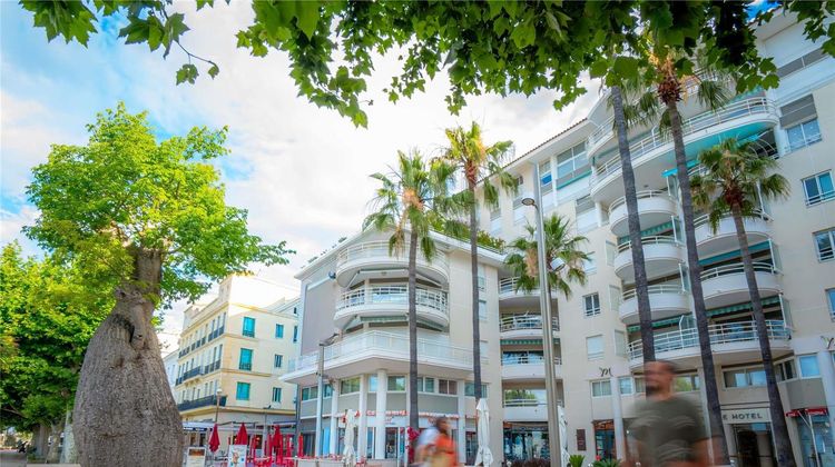 Mercure St Raphael Centre Plage Exterior
