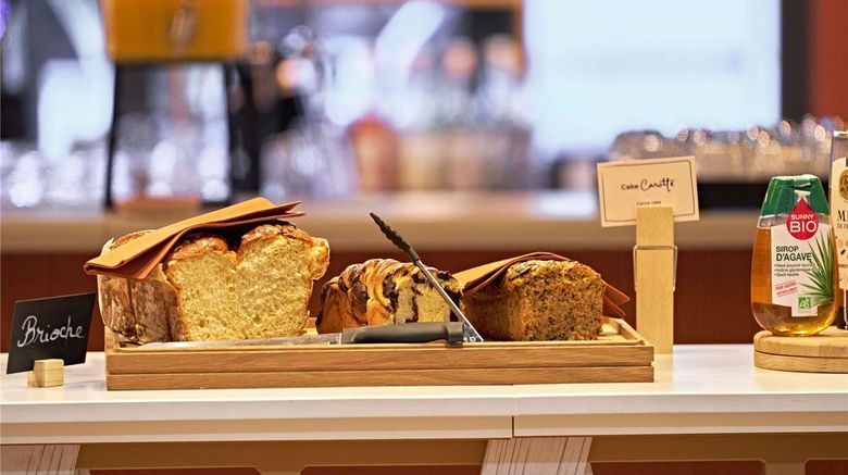 <b>Aparthotel Adagio Access Cntr Cathedrale Restaurant</b>. Images powered by <a href="https://iceportal.shijigroup.com/" title="IcePortal" target="_blank">IcePortal</a>.