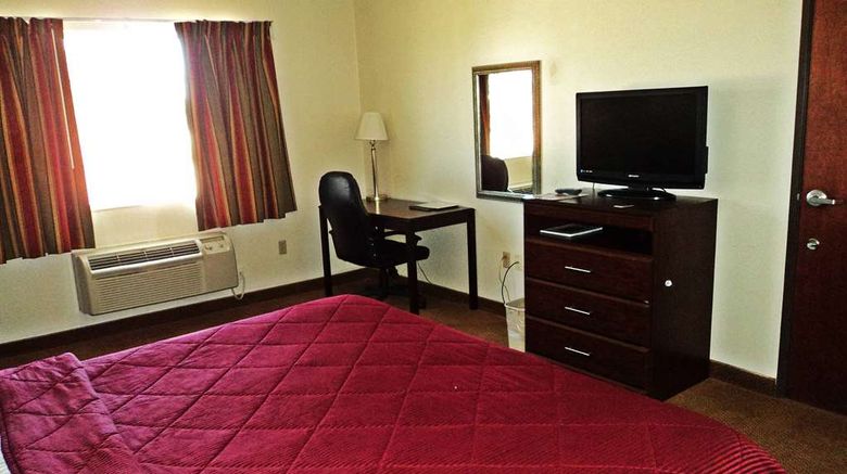 <b>Travelodge by Wyndham Carlsbad NM Room</b>. Images powered by <a href="https://iceportal.shijigroup.com/" title="IcePortal" target="_blank">IcePortal</a>.