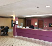 Travelodge by Wyndham Carlsbad NM Lobby