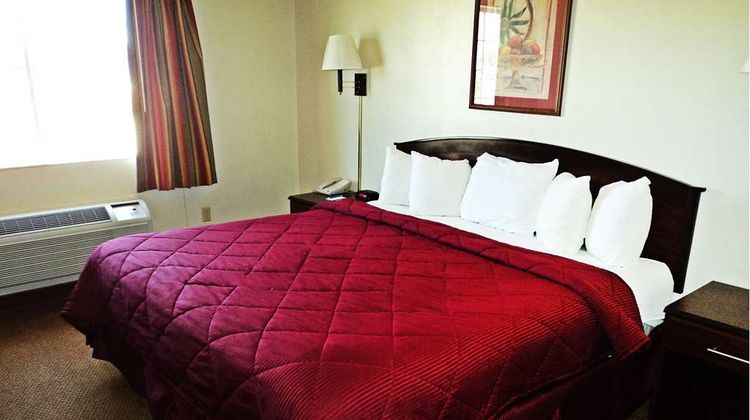 Travelodge by Wyndham Carlsbad NM Room