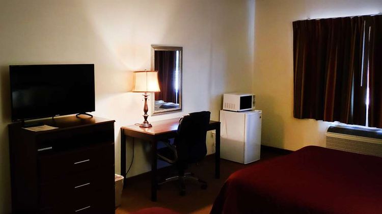 Travelodge by Wyndham Carlsbad NM Room