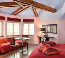 Hotel St-Georges Room