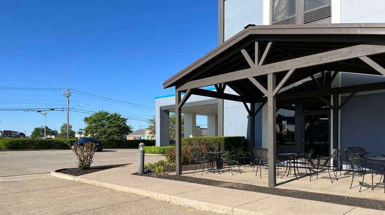 <b>Best Western Hopkinsville Exterior</b>. Images powered by <a href="https://iceportal.shijigroup.com/" title="IcePortal" target="_blank">IcePortal</a>.