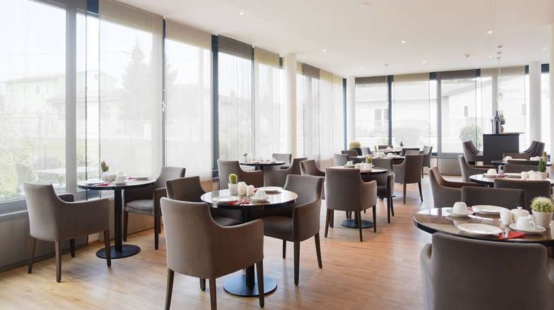 <b>Amedia Luxury Suites Graz, Trademark Col Restaurant</b>. Images powered by <a href="https://iceportal.shijigroup.com/" title="IcePortal" target="_blank">IcePortal</a>.