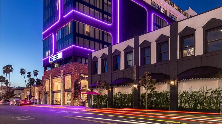 <b>Dream Hollywood by Hyatt Exterior</b>. Images powered by <a href="https://iceportal.shijigroup.com/" title="IcePortal" target="_blank">IcePortal</a>.