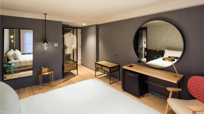 <b>The Time New York Room</b>. Images powered by <a href="https://iceportal.shijigroup.com/" title="IcePortal" target="_blank">IcePortal</a>.