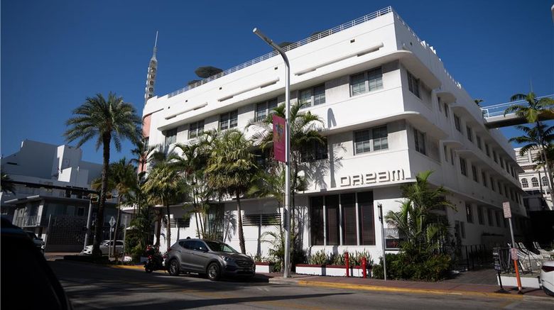 <b>Dream South Beach by Hyatt Exterior</b>. Images powered by <a href="https://iceportal.shijigroup.com/" title="IcePortal" target="_blank">IcePortal</a>.