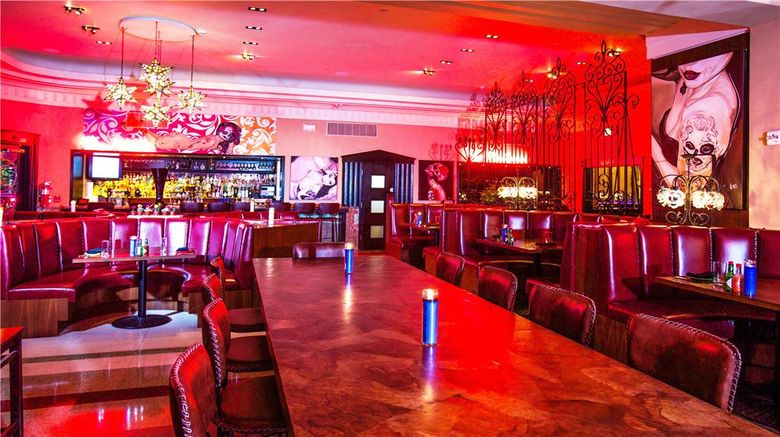 <b>Dream South Beach by Hyatt Restaurant</b>. Images powered by <a href="https://iceportal.shijigroup.com/" title="IcePortal" target="_blank">IcePortal</a>.