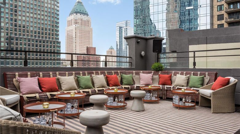 <b>Dream Midtown NYC by Hyatt Restaurant</b>. Images powered by <a href="https://iceportal.shijigroup.com/" title="IcePortal" target="_blank">IcePortal</a>.