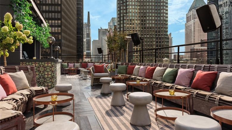 <b>Dream Midtown NYC by Hyatt Restaurant</b>. Images powered by <a href="https://iceportal.shijigroup.com/" title="IcePortal" target="_blank">IcePortal</a>.