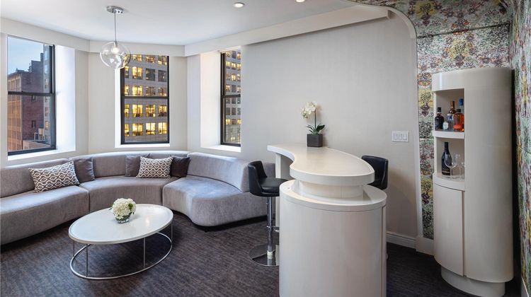 Dream Midtown NYC by Hyatt Suite