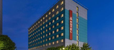 Amedia Express Prague, Trademark Collect Exterior