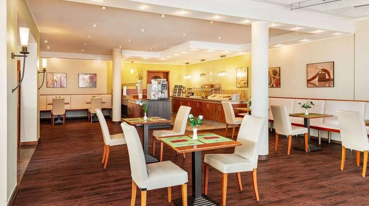 Amedia Frankfurt Russelsheim, Trademark Restaurant