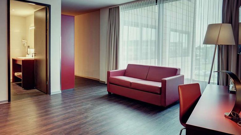 <b>Amedia Amsterdam Airport, Trademark Suite</b>. Images powered by <a href="https://iceportal.shijigroup.com/" title="IcePortal" target="_blank">IcePortal</a>.