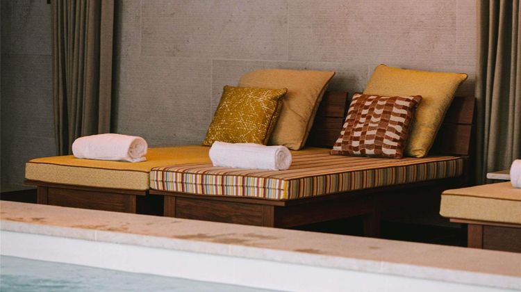 Mondrian Bordeaux Les Carmes Pool