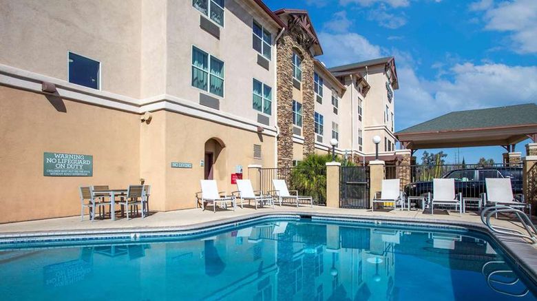 <b>Country Inn & Suites Tucson City Center Pool</b>. Images powered by <a href="https://iceportal.shijigroup.com/" title="IcePortal" target="_blank">IcePortal</a>.