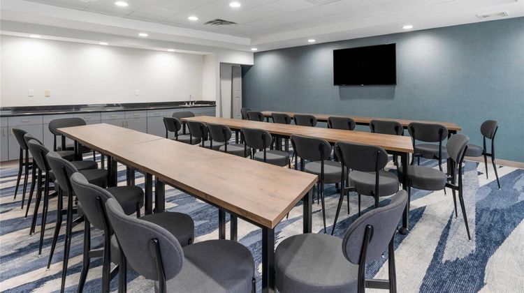 Comfort Inn & Suites near Coliseum Meeting