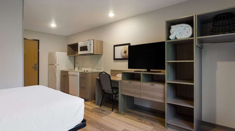 <b>WoodSpring Suites Olympia - Lacey Room</b>. Images powered by <a href="https://iceportal.shijigroup.com/" title="IcePortal" target="_blank">IcePortal</a>.