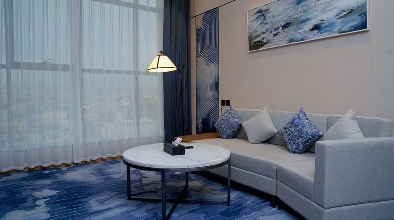 <b>Best Western Plus Danat Almansak Hotel Suite</b>. Images powered by <a href="https://iceportal.shijigroup.com/" title="IcePortal" target="_blank">IcePortal</a>.