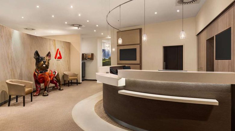<b>Amedia Dresden Elbpromenade, Trademark Lobby</b>. Images powered by <a href="https://iceportal.shijigroup.com/" title="IcePortal" target="_blank">IcePortal</a>.