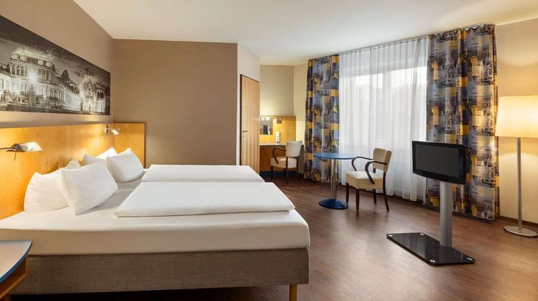 <b>Amedia Dresden Elbpromenade, Trademark Room</b>. Images powered by <a href="https://iceportal.shijigroup.com/" title="IcePortal" target="_blank">IcePortal</a>.