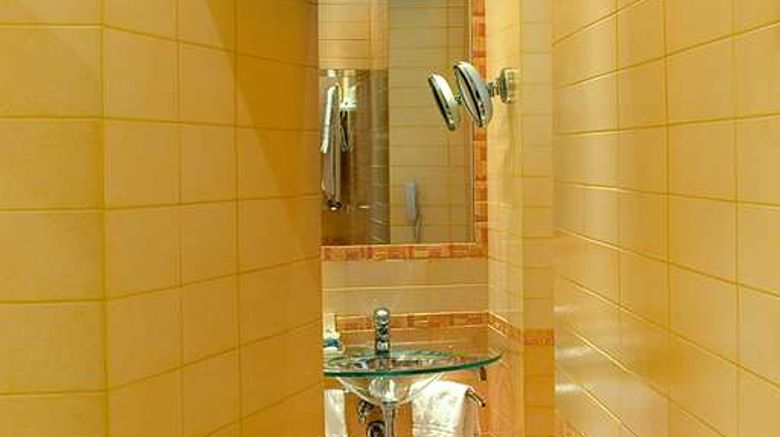 <b>Hotel Homs Room</b>. Images powered by <a href="https://iceportal.shijigroup.com/" title="IcePortal" target="_blank">IcePortal</a>.