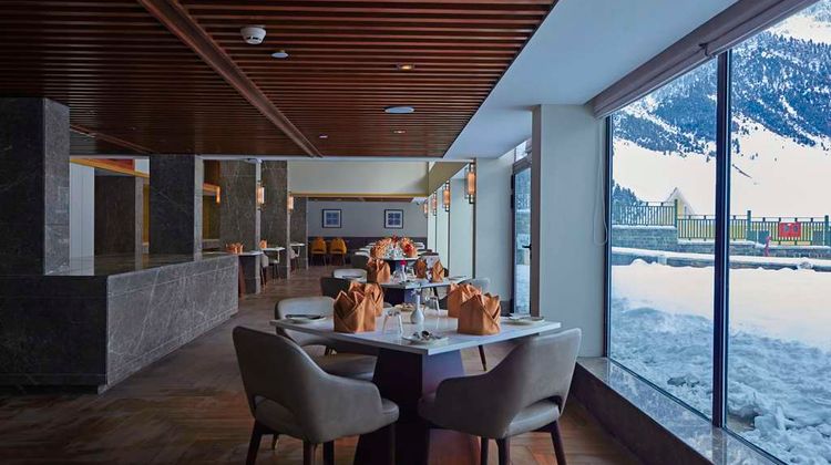 Radisson Hotel Sonamarg Restaurant