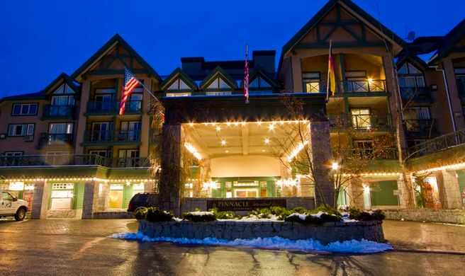 The Pinnacle Hotel Exterior