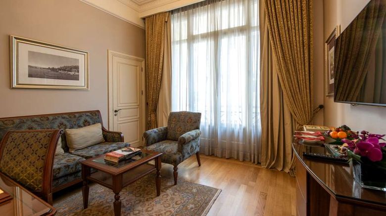 <b>Pera Palace Hotel Suite</b>. Images powered by <a href="https://iceportal.shijigroup.com/" title="IcePortal" target="_blank">IcePortal</a>.