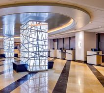 Courtland Grand Trademark Coll Wyndham Lobby