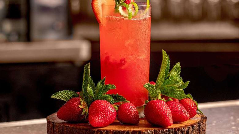 <b>Courtland Grand Trademark Coll Wyndham Restaurant</b>. Images powered by <a href="https://iceportal.shijigroup.com/" title="IcePortal" target="_blank">IcePortal</a>.
