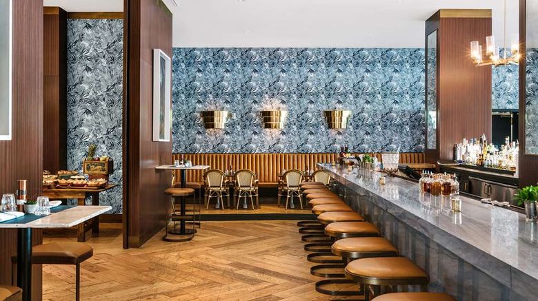 <b>Nautilus Sonesta Miami Beach Restaurant</b>. Images powered by <a href="https://iceportal.shijigroup.com/" title="IcePortal" target="_blank">IcePortal</a>.