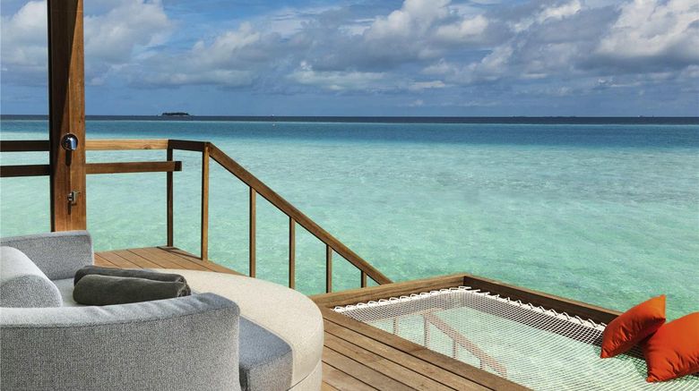 <b>SO/ Maldives Room</b>. Images powered by <a href="https://iceportal.shijigroup.com/" title="IcePortal" target="_blank">IcePortal</a>.